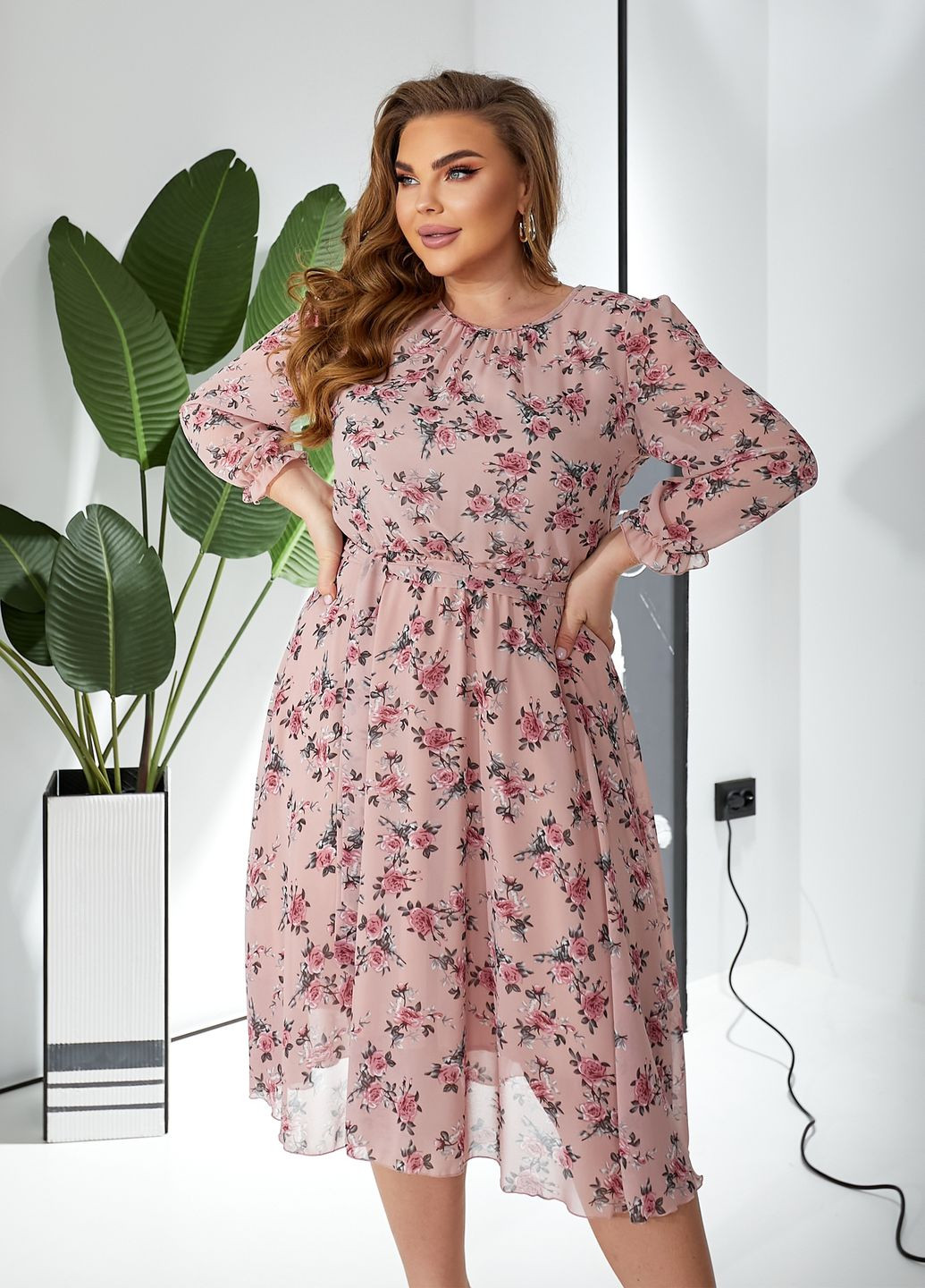 Бежева повсякденний, кежуал шифонова сукня з довгими рукавами кльош, дзвін No Brand з квітковим принтом