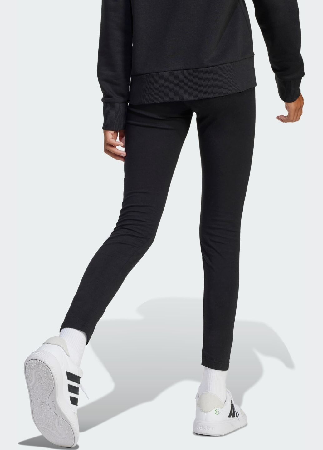 Черные демисезонные леггинсы essentials kids adidas