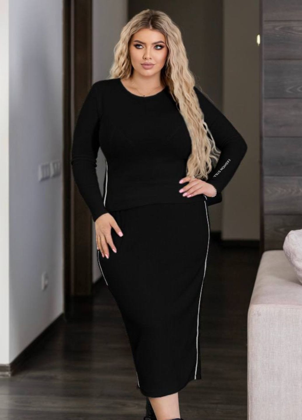 Базовый повседневный приталенный костюм двойка с лампасами: кофта+меди юбка Україна (322736511)