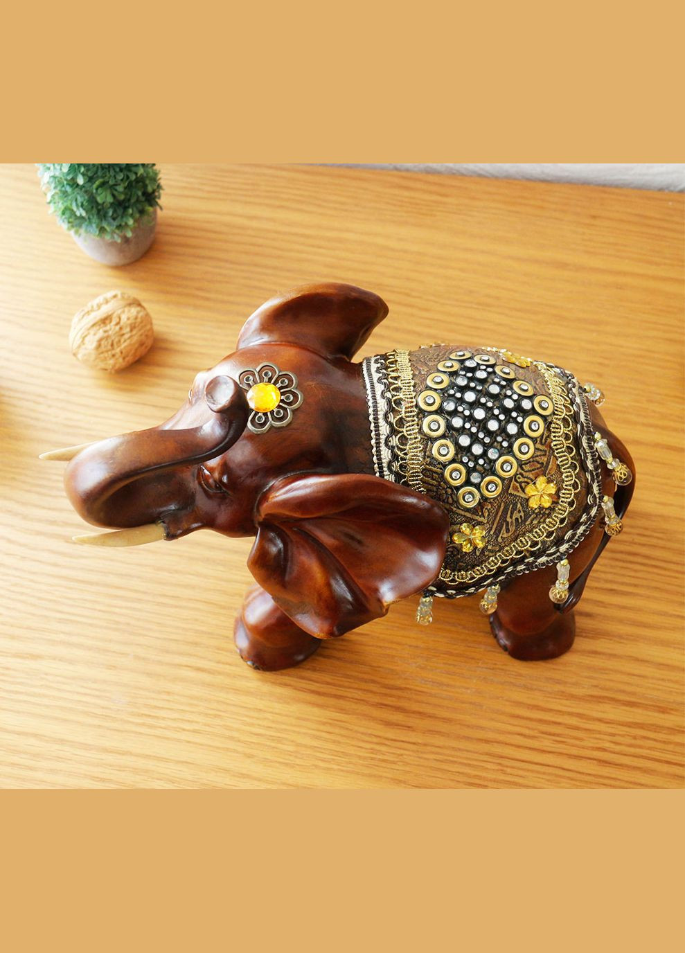 Фигура слона с украшениями, хобот вверх 25см (H26223D) Гранд Презент (282841223)