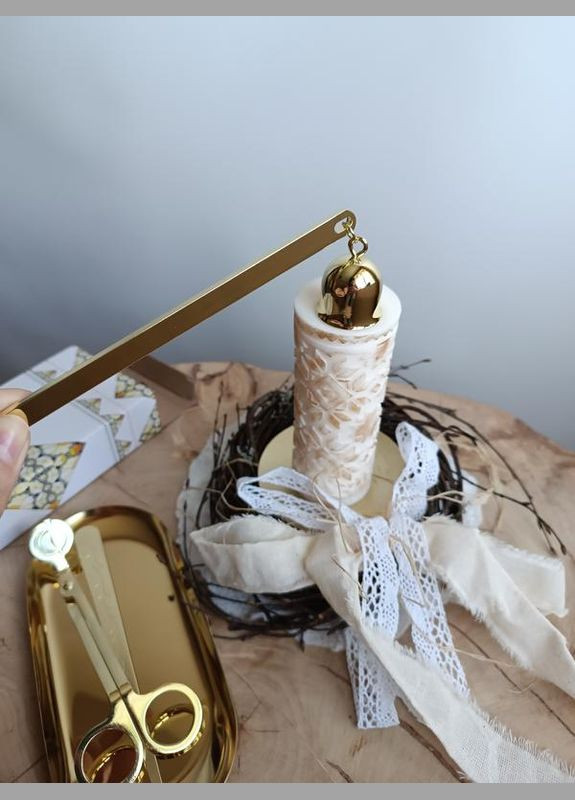 Набір аксесуарів для догляду за свічками gold 4 в 1: ножиці, гасник, гачок, таця No Brand (330766784)