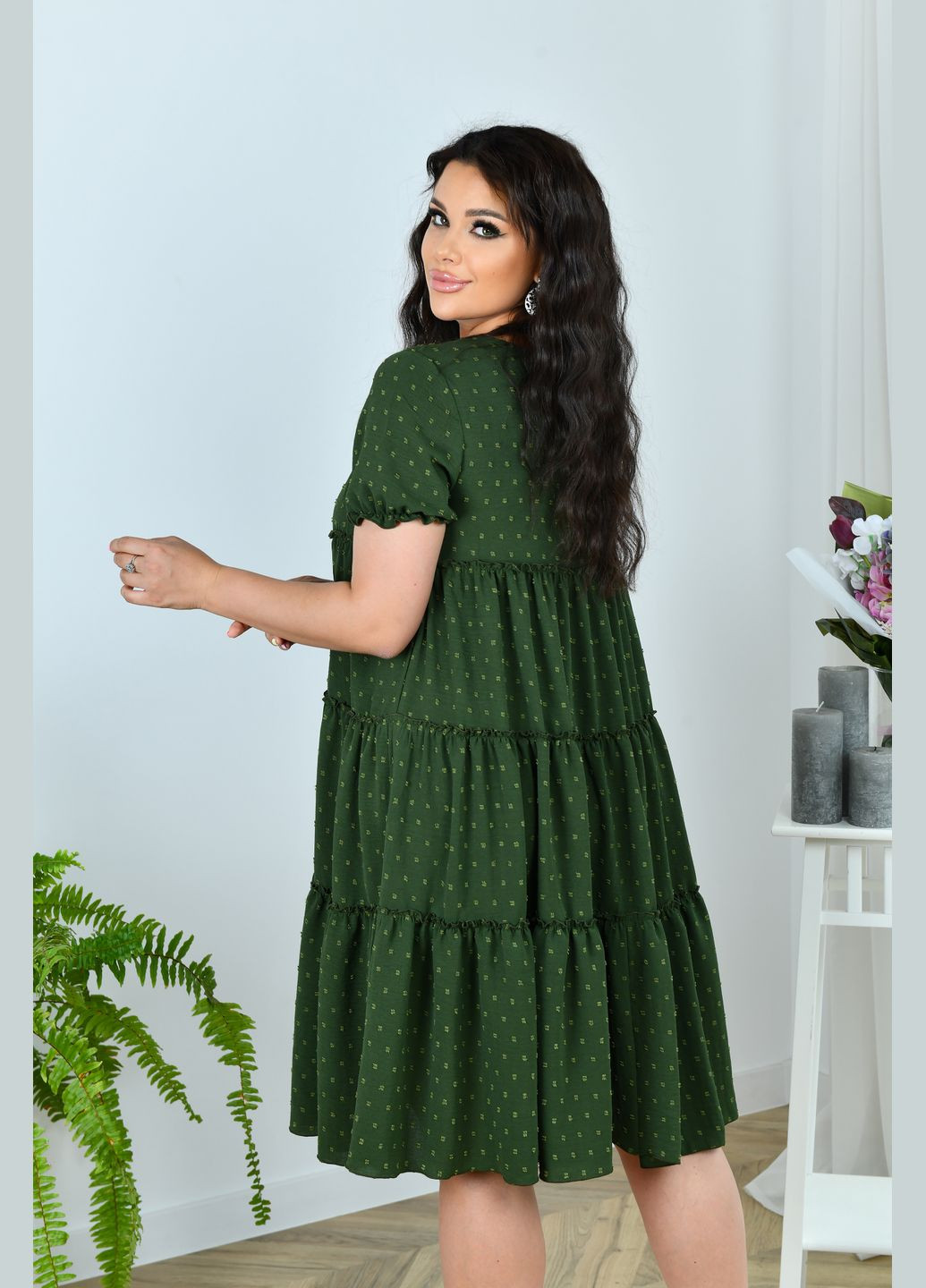 Зеленое повседневный шифоновое платье с воланом а-силуэт No Brand в горошек