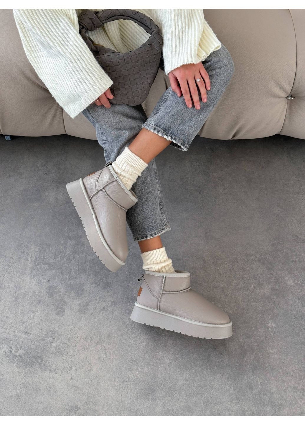 Угги женские кожаные на платформе короткие серые (2162) No Brand серые зима (361930422)