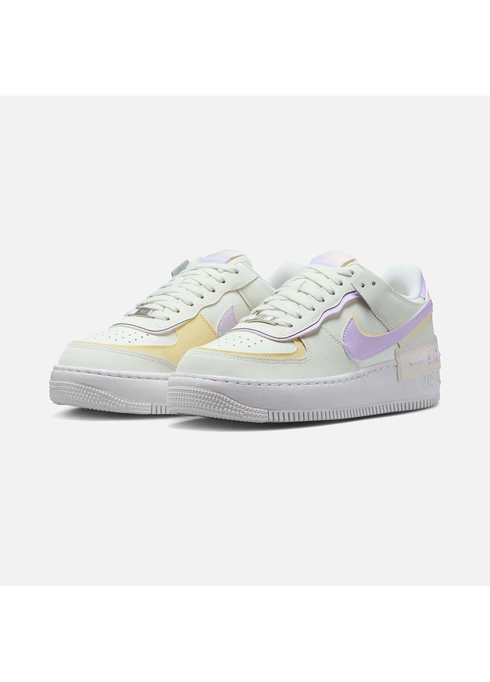 Женские Кроссовки W AF1 SHADOW Белый Nike белые демисезоны (367593084)