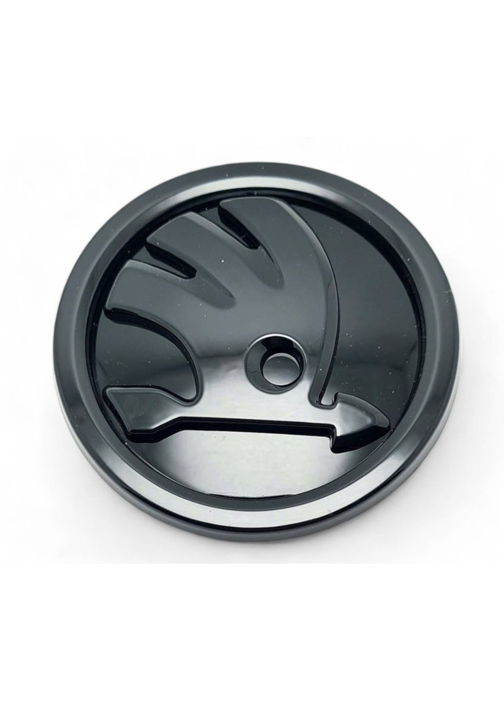 Эмблема передняя 90мм ЧЕРНАЯ глянцевая пластик (на скотче и 3 усика) OEM 32D853621A Skoda (369610023)