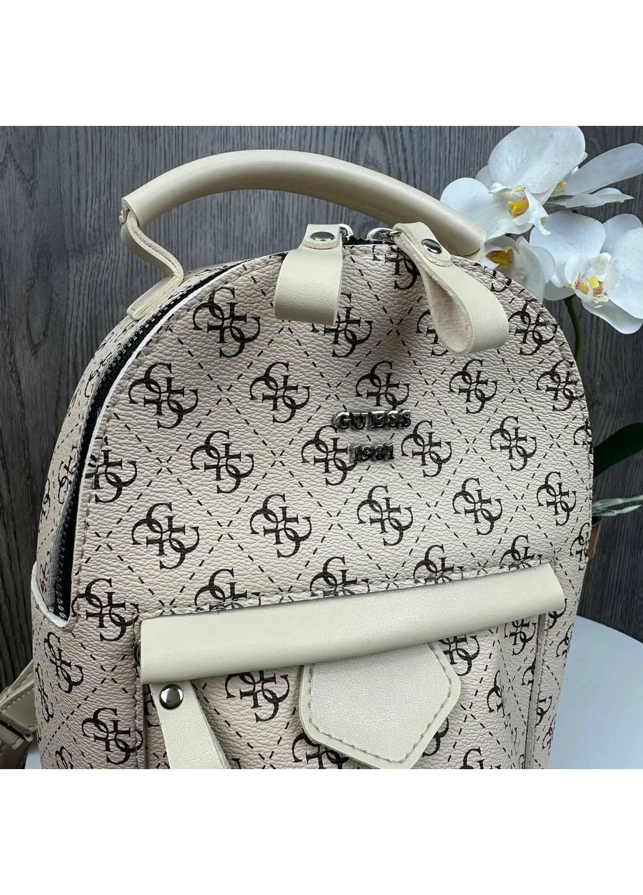 Модний жіночий мінірюкзачок Гесс, маленький рюкзак прогулянковий Guess стиль Бежевий MDR No Brand (385866865)