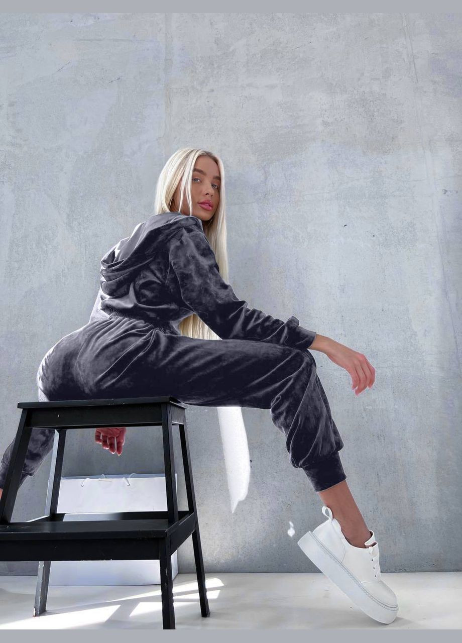 Жіночий велюровий комбінезон Avanti однотонний графітовий повсякденний велюр