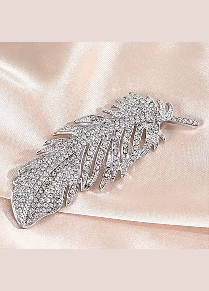 Брошка Серебристое перо в стразах No Brand (329184910)