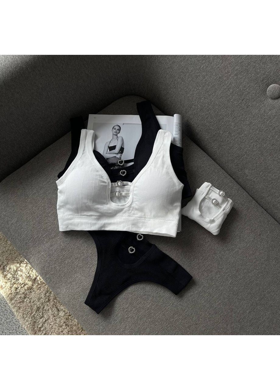Білий демісезонний жіночий набір білизни в рубчик базовий комплект білизни з акцентними вирізами на топі та трусиках No Brand Білизна жіноча
