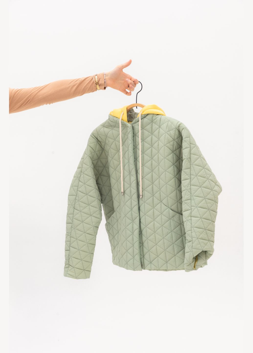 Зеленая демисезонная куртка зеленый демисезон повседневный Alberto Bini
