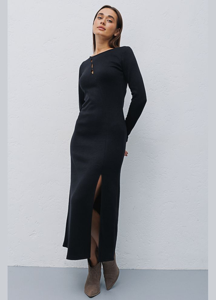 Черное длинное трикотажное платье серое с вырезами спереди Arjen