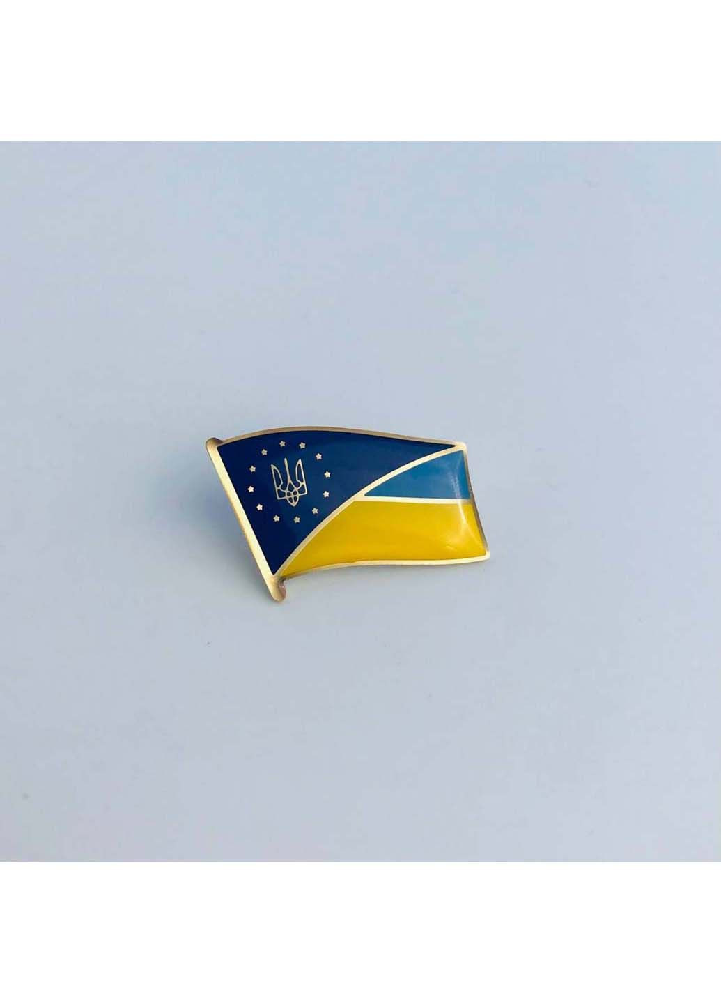 Значок Флаг ЕС с Трезубцем Украины 29х24 мм Dobroznak (292338388)