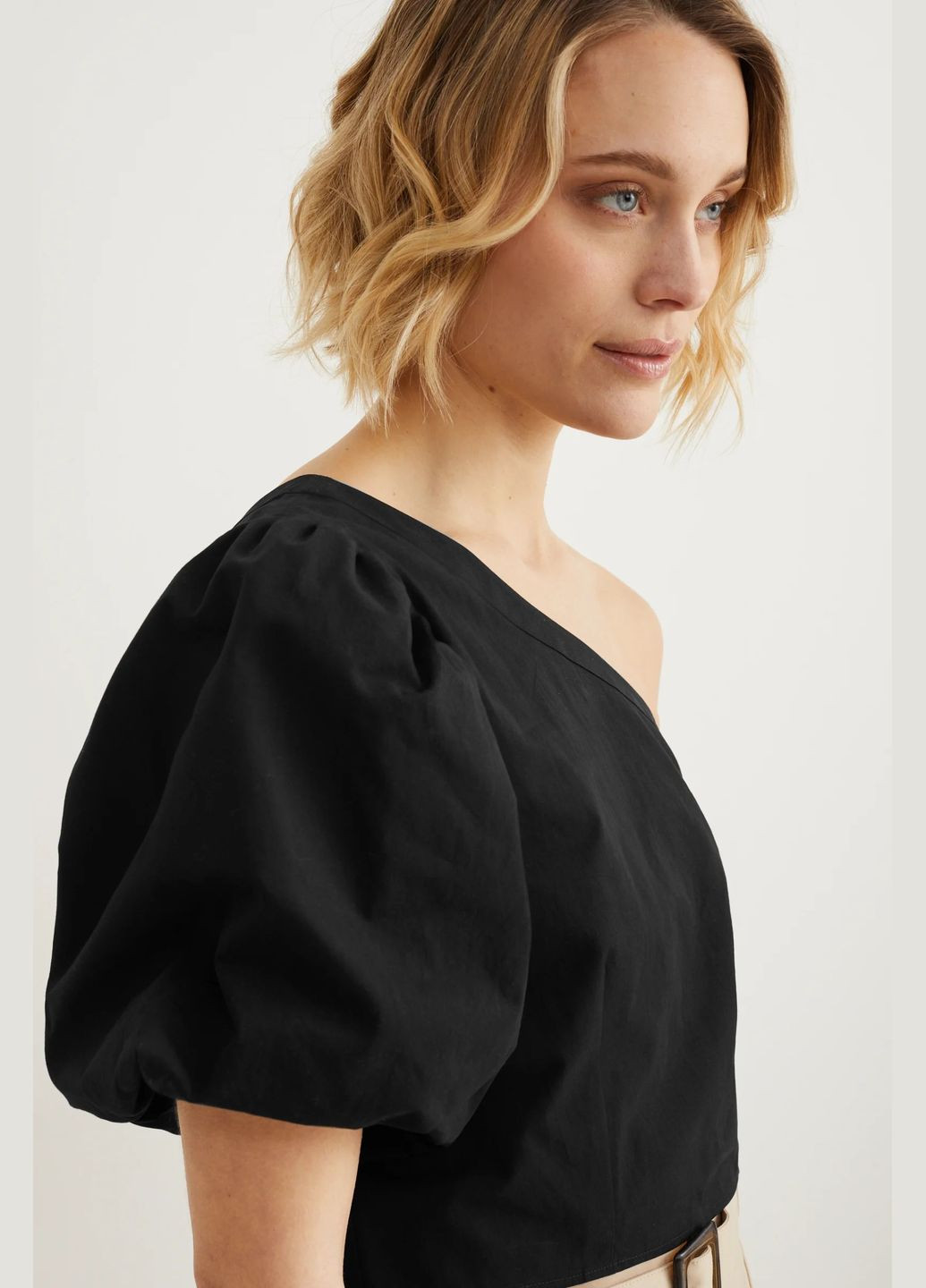 Топ на одне плече C&A (301370665)