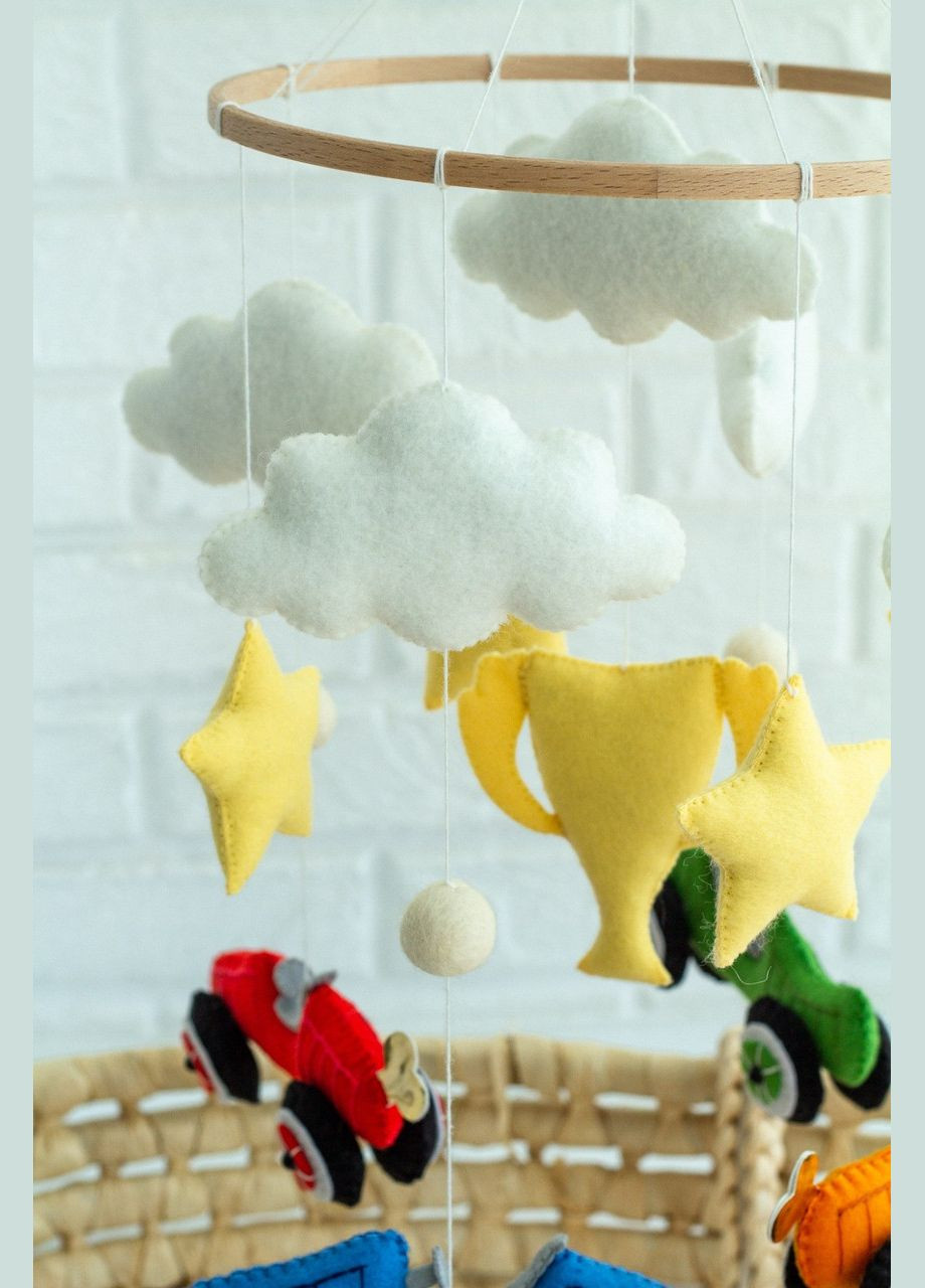 Дитячий музичний мобіль на ліжечко для немовлят WooolyWool «Круті тачки» з 35 мелодіями No Brand (342758010)