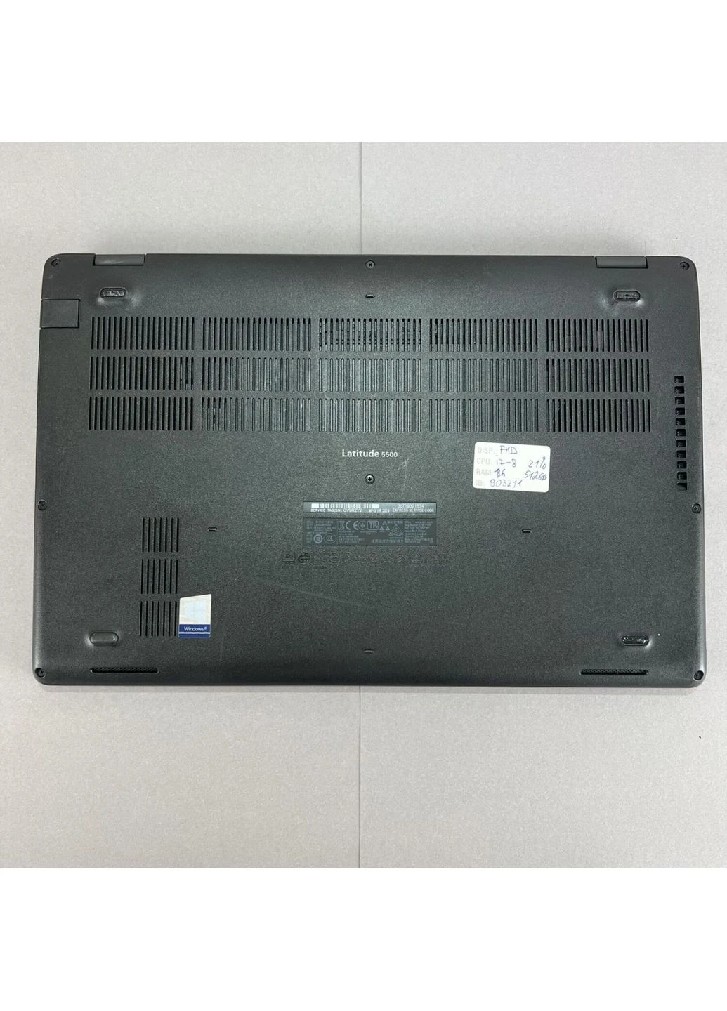 Ноутбук Latitude 5500 / 15.6" TN / Intel Core i7-8665U (4(8) ядра по 1.9-4.8 GHz) / 16 GB DDR4 / 512 GB SSD / UHD Graphics / Dell (398129718)