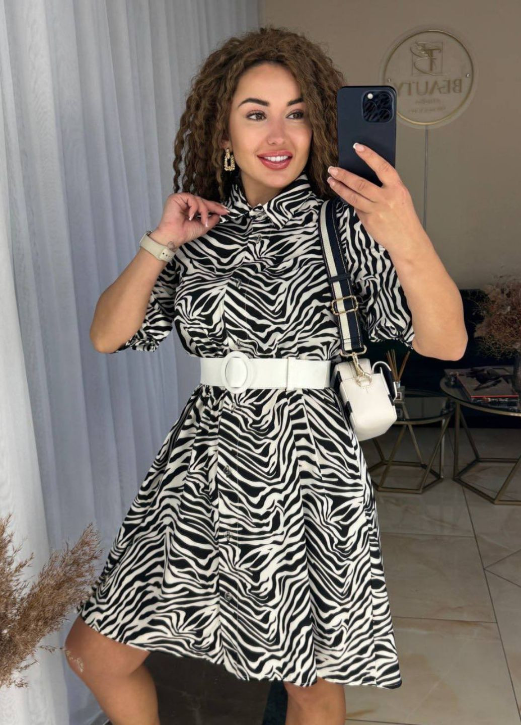 Білий повсякденний вишукана повсякденна міні сукня-сорочка на гудзиках з зебровим візерунком з поясом в комплекті сукня-сорочка Allthings зебра