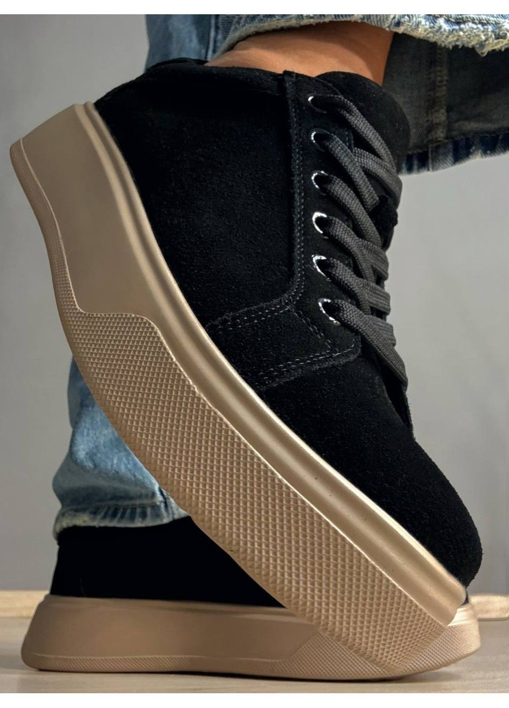 Черные кеды женские 85-9 натуральный замш на платформе черные Hengji