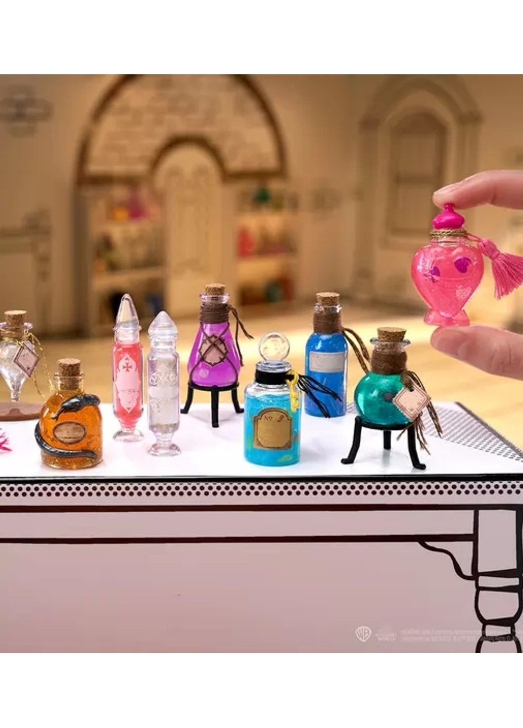 Ігровий набір MINIVERSE серії "Harry Potter" – СТВОРИ ЧАРІВНІ ЗІЛЛЯ (в асорт., в дисп.) MGA's Miniverse (336181863)