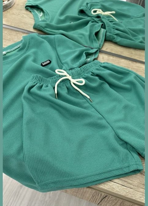 Зеленый летний детский костюм для мальчика шорты + футболка с шортами BabyStyle