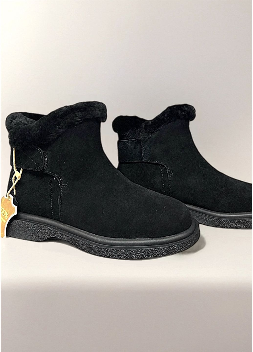 Зимние женские зимние ботинки из натуральной замши. No Brand из натуральной замши
