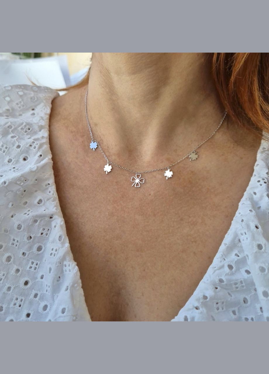 Жіноча срібна цепочка без каменів кольє з підвісками Конюшина 40 см срібло 925 проби Родоване кл2/3022 2.50г No Brand (306854736)