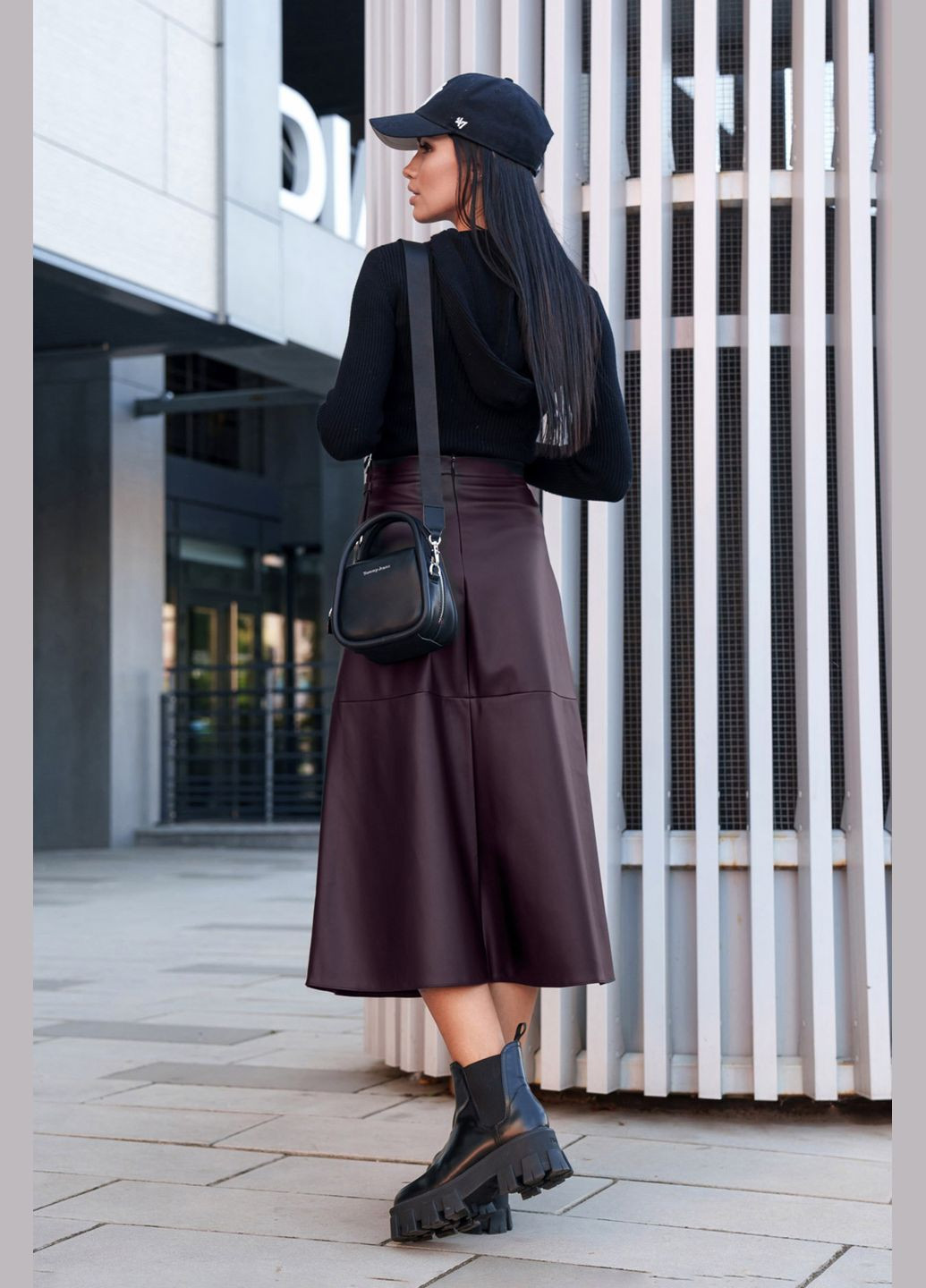 Кофейное деловое, повседневный, кэжуал юбки из эко-кожи цвета марсала Jadone Fashion однотонное