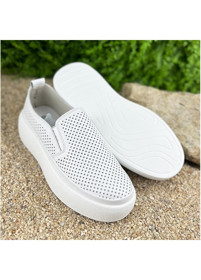 Белые жiночi шкiрянi лофери iмiтацiя перфорацii е-0010152-1 бiлi Kadisailun