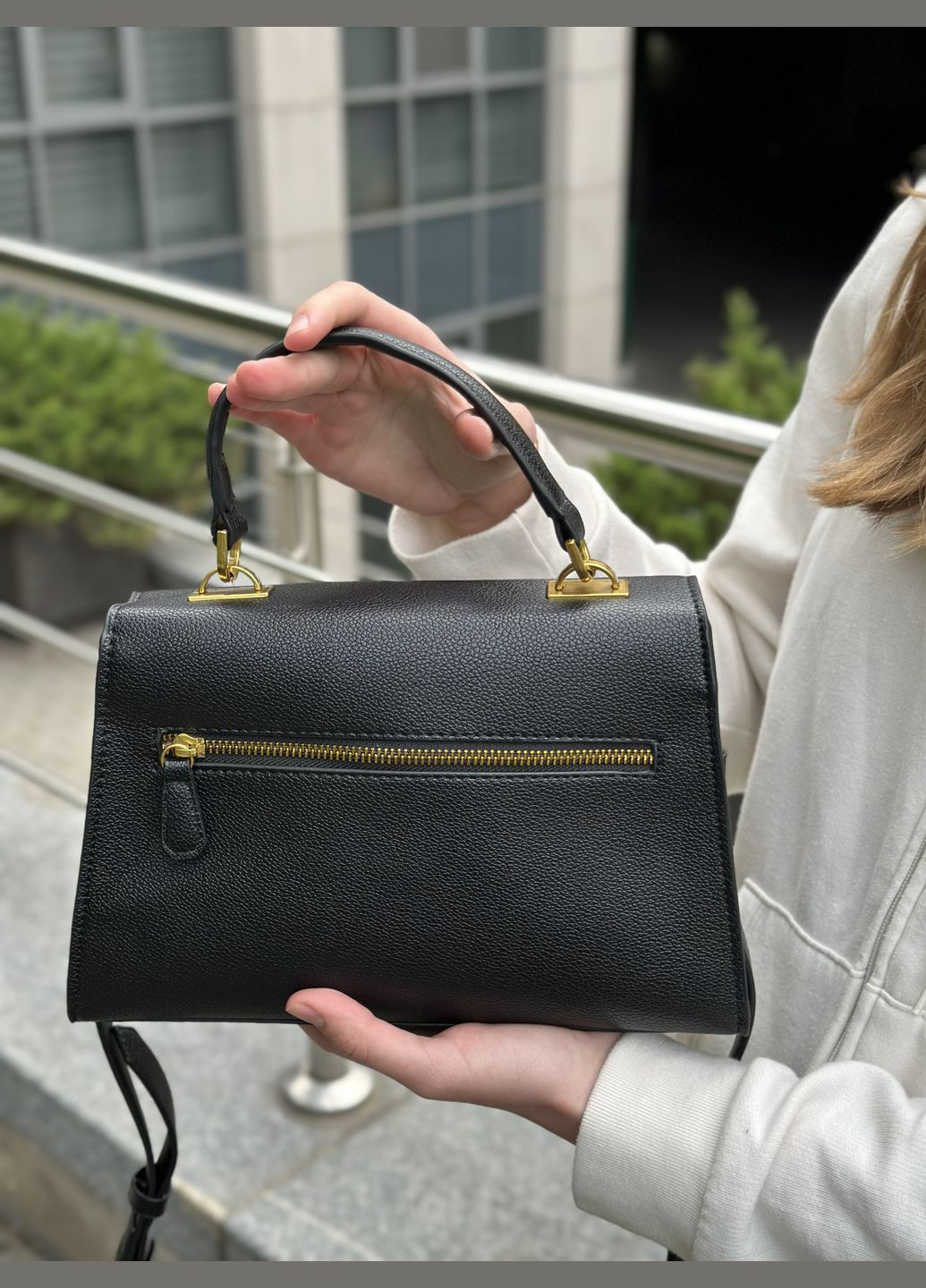 Жіноча сумка Guess чорна No Brand (295553904)