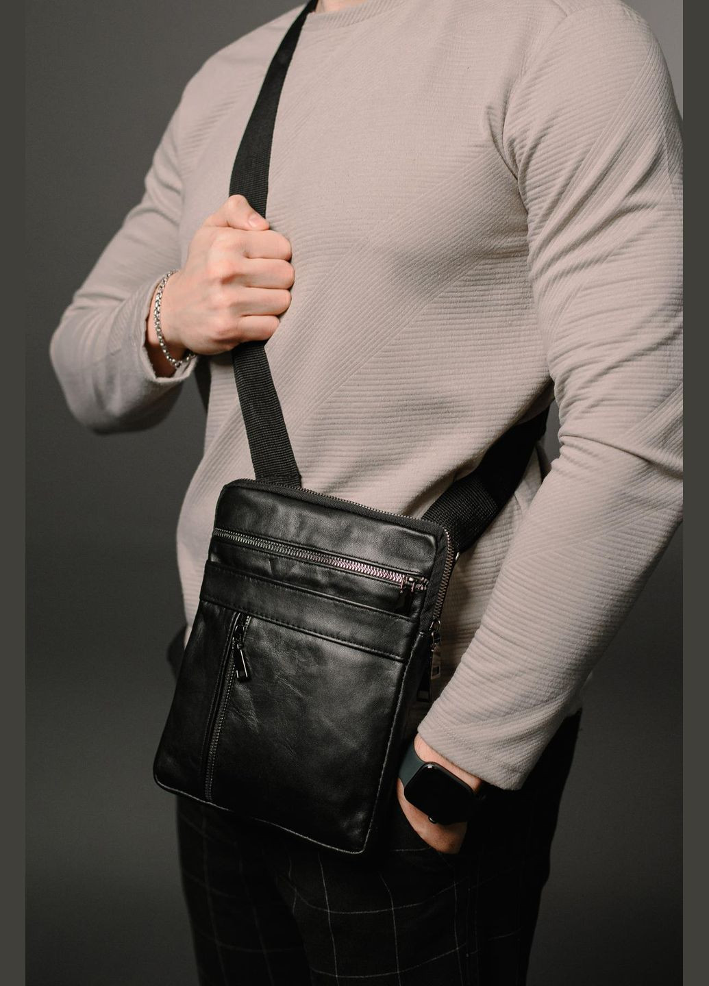 Сумка-месенджер із натуральної гладкої шкіри ST002 (Чорна) SKILL (324030635)