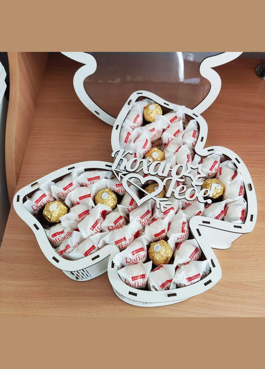 Подарунковий бокс з цукерками Raffaello для дівчини (ar56) No Brand (315888836)