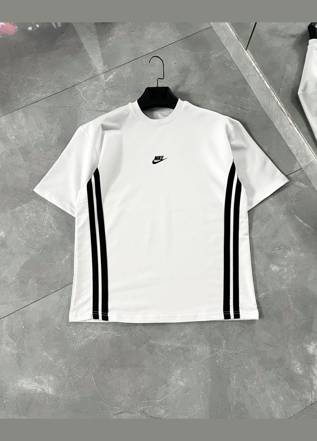 Белая стильная мужская футболка nike оверсайз белая Freedom