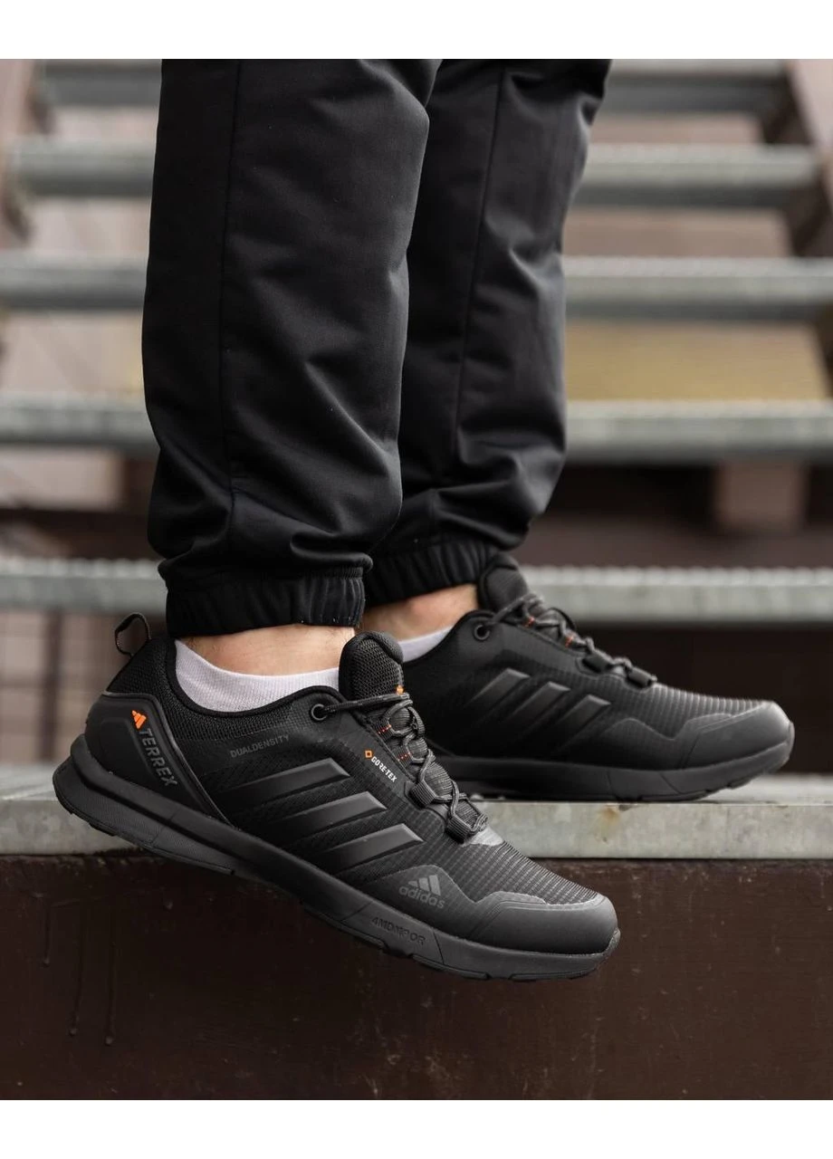 Черные демисезонные кроссовки мужские adidas terrex light gtx triple black адидас терекс черные No Brand