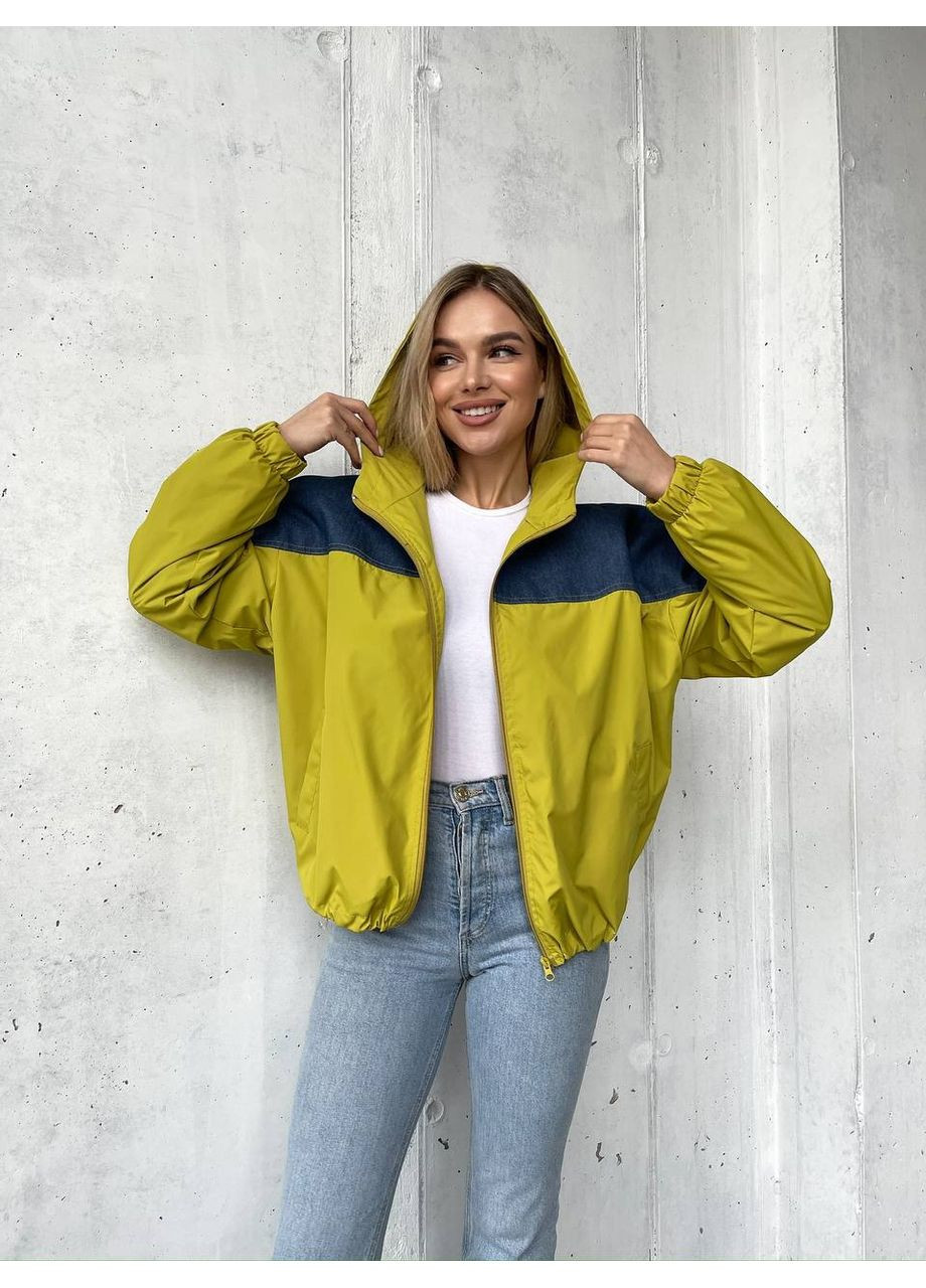 Жіноча вітрівка з капюшоном та регульованим низом MonCher (355340121}