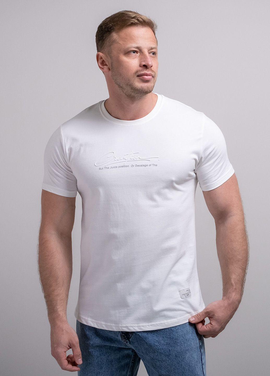 Молочная футболка Power