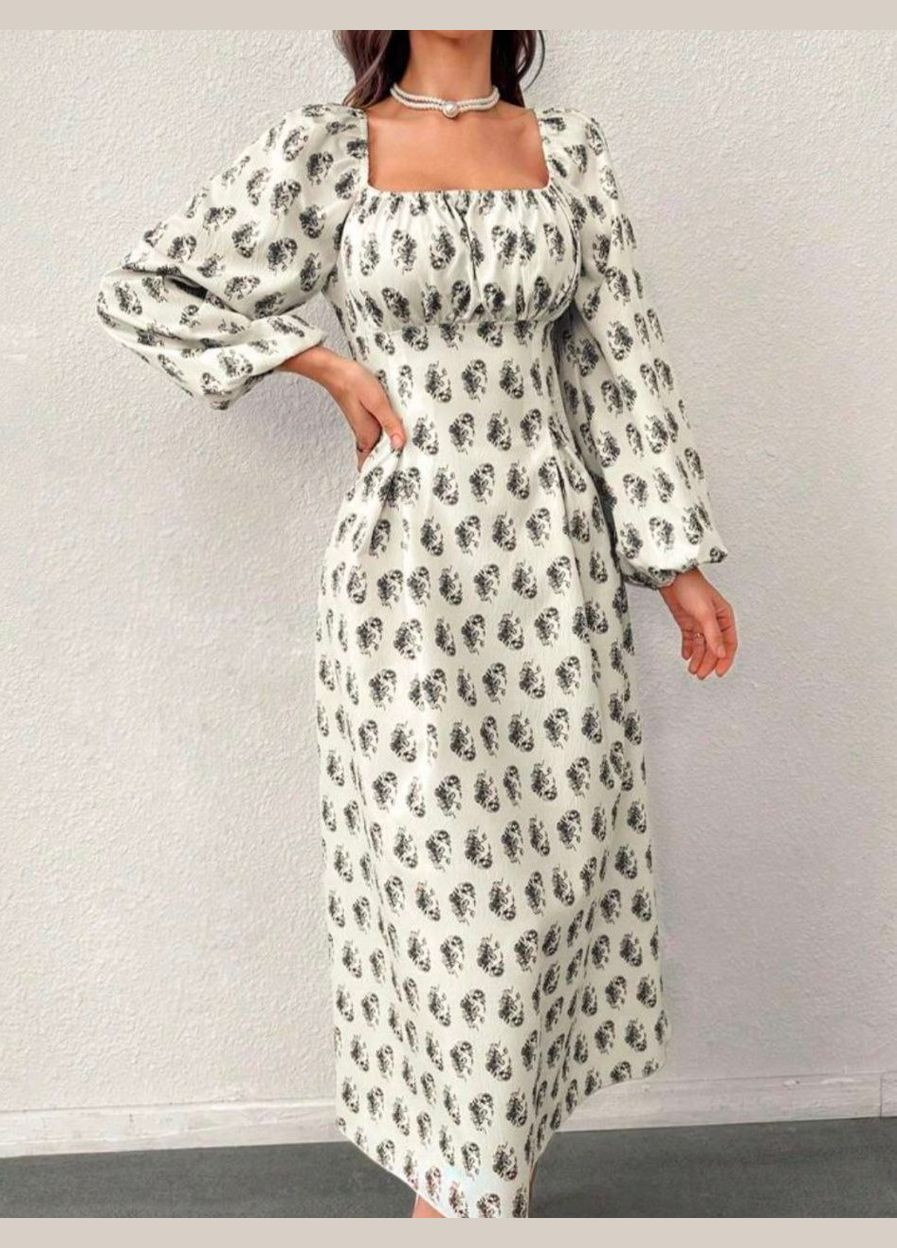 Молочна сукня SHEIN