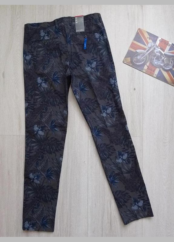 Темно-серые классические демисезонные зауженные брюки Angelo Litrico