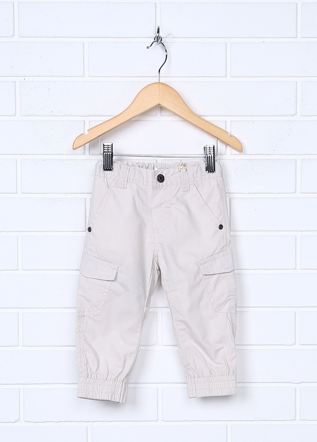 Бежевые демисезонные брюки Brums