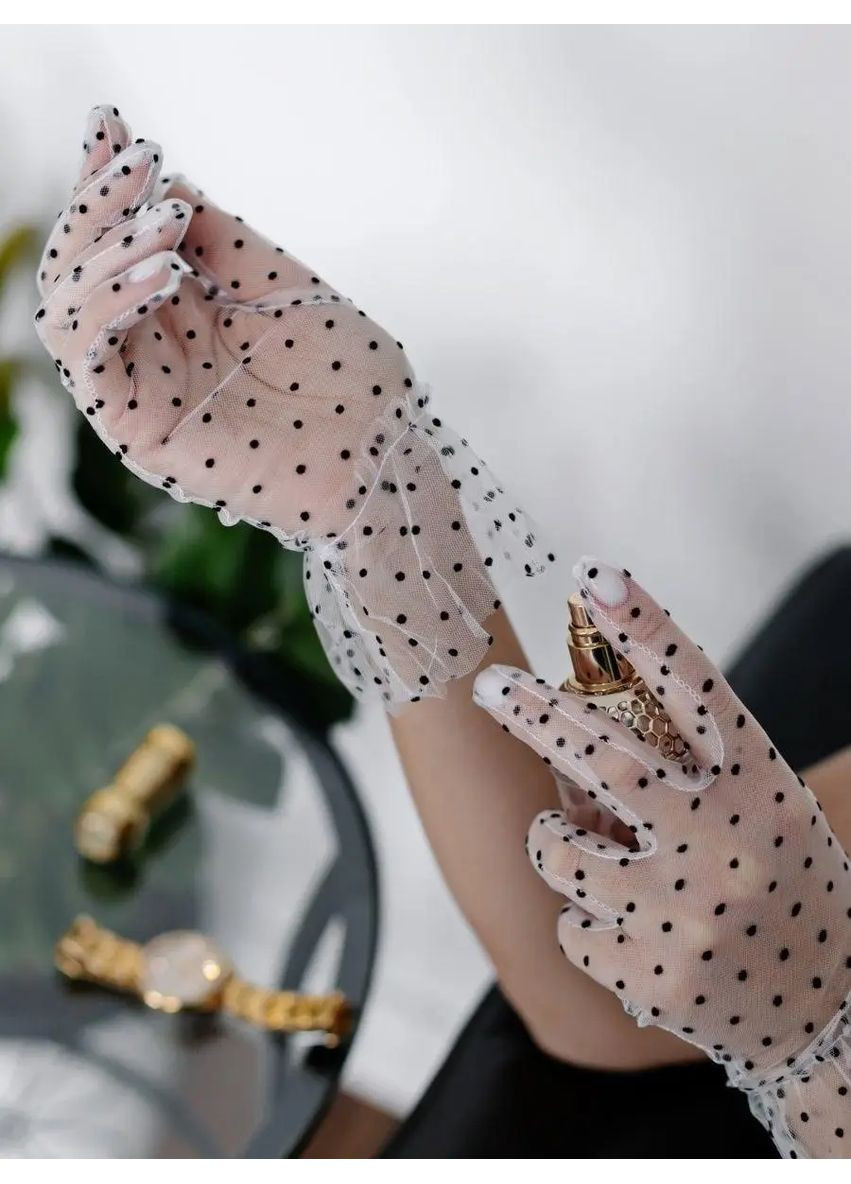 Женские изящные перчатки "Горох" для стильных образов, Фатиновые короткие перчатки в горошек, Аксессуары No Brand рукавички "Горох" білий з чорним (354331135)