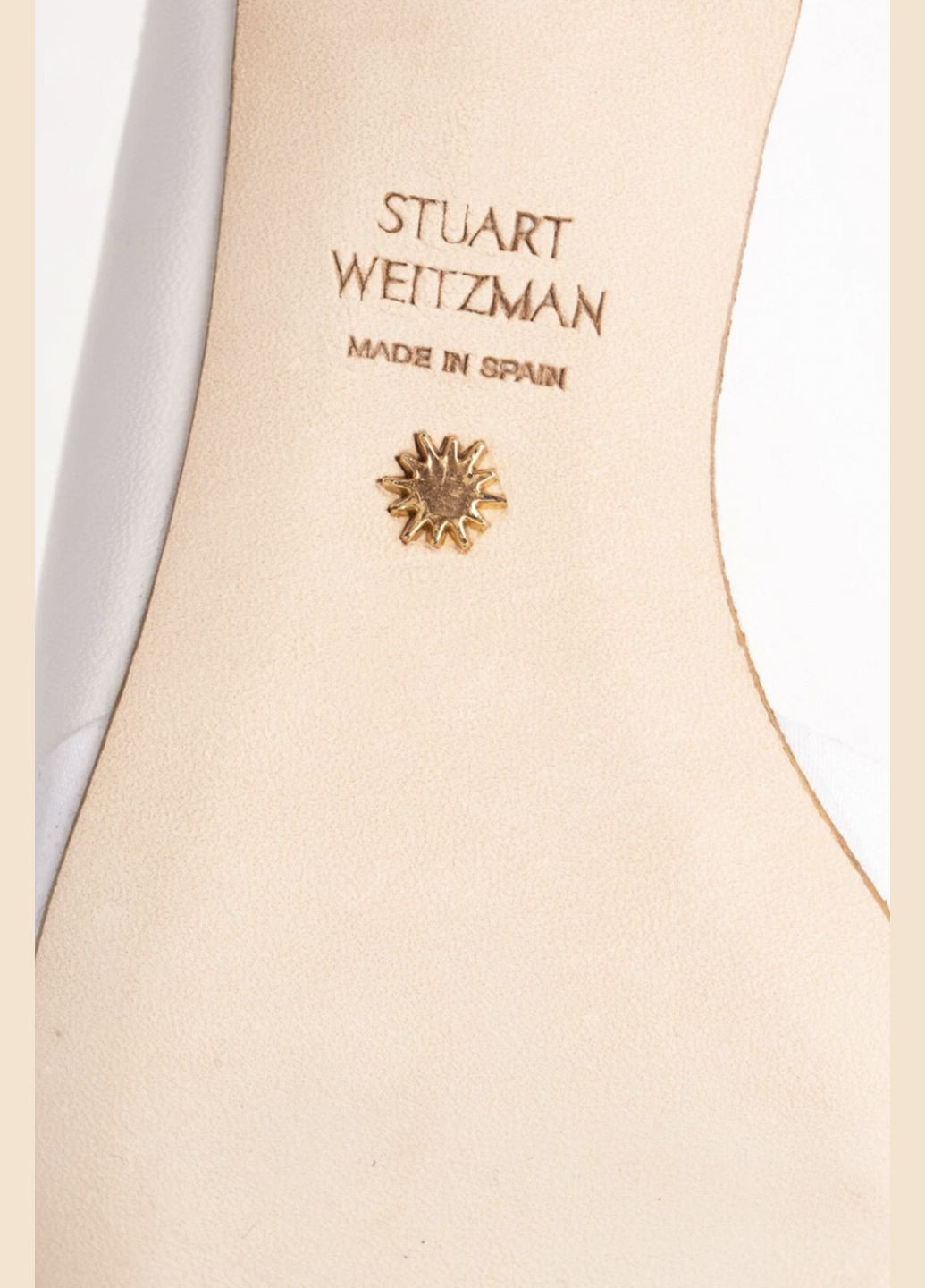 Стильні білі мюлі на маленькому підборі Stuart Weitzman мюлі з відкритою пяткою (341525750)