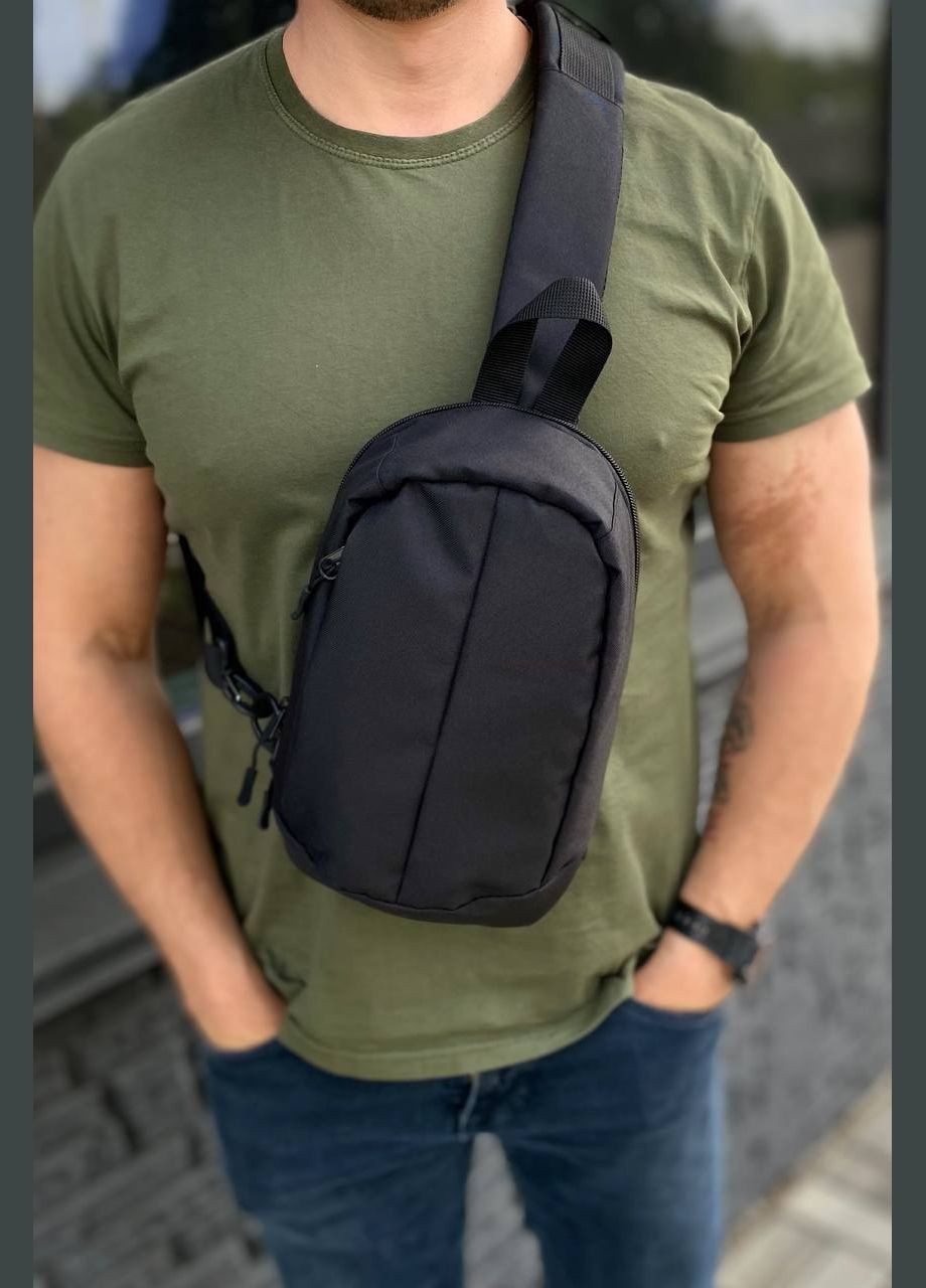 Мужская вместительная нагрудная сумка слинг черная Панцирь No Brand (292312875)