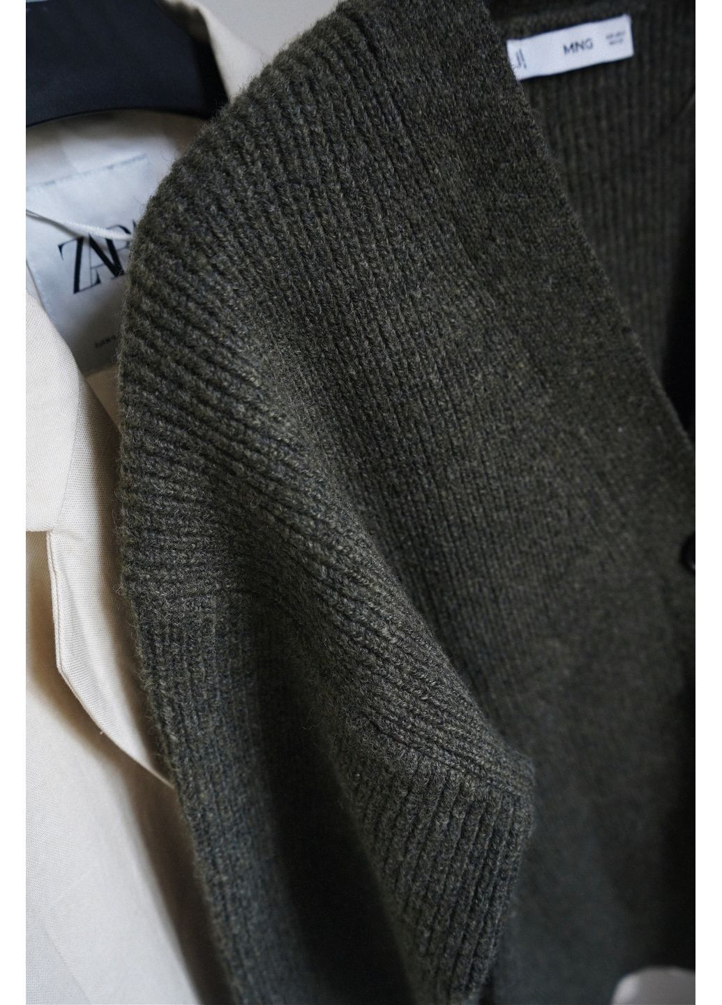 Кардиган з V-подібним вирізом у рубчик Mango (364829239)