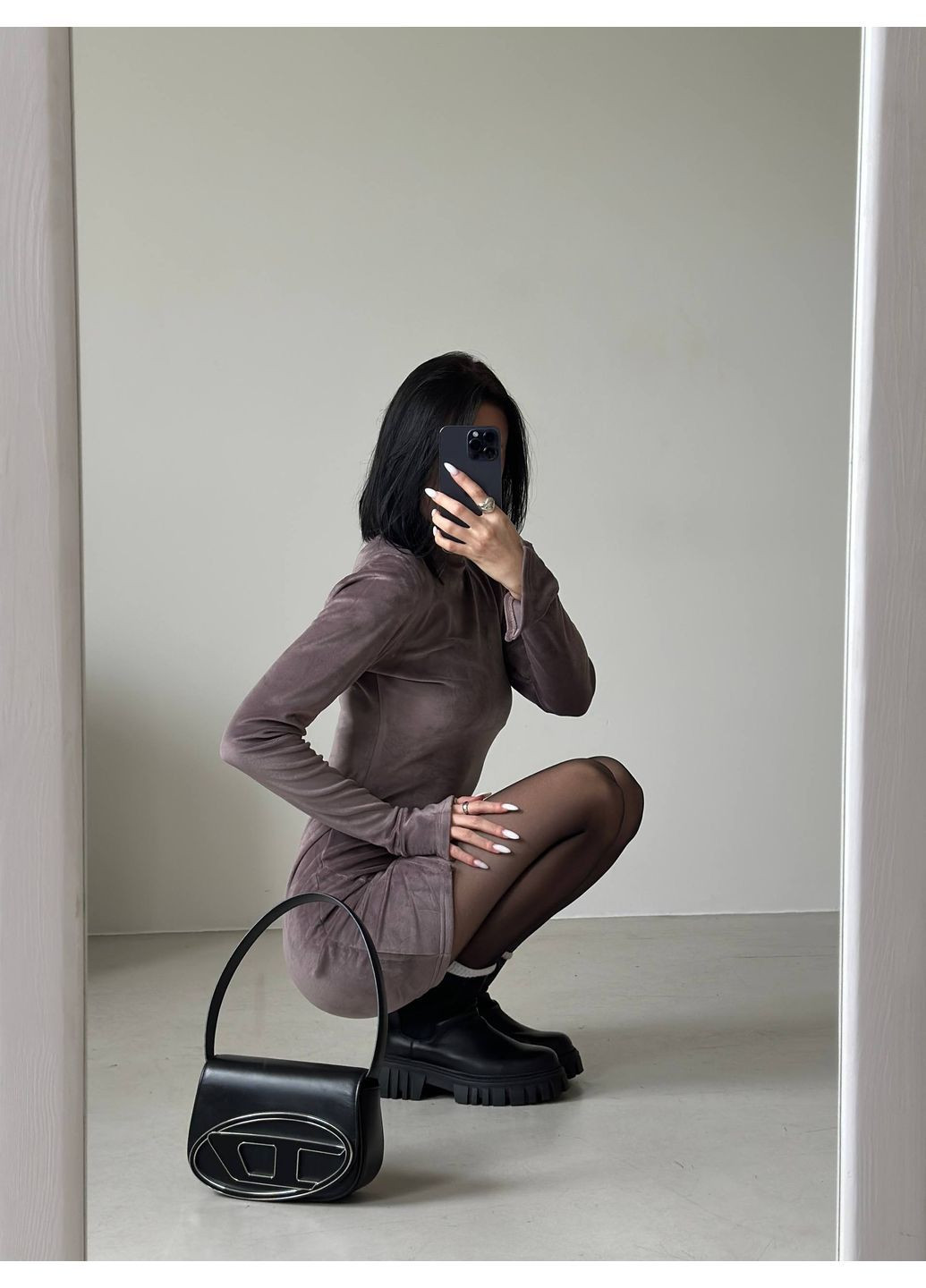 Светло-коричневое коктейльное, вечернее женское платье платье-водолазка No Brand