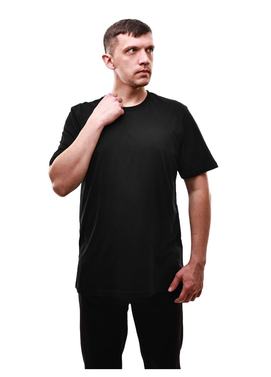 Чорна футболка чоловіча BEKI