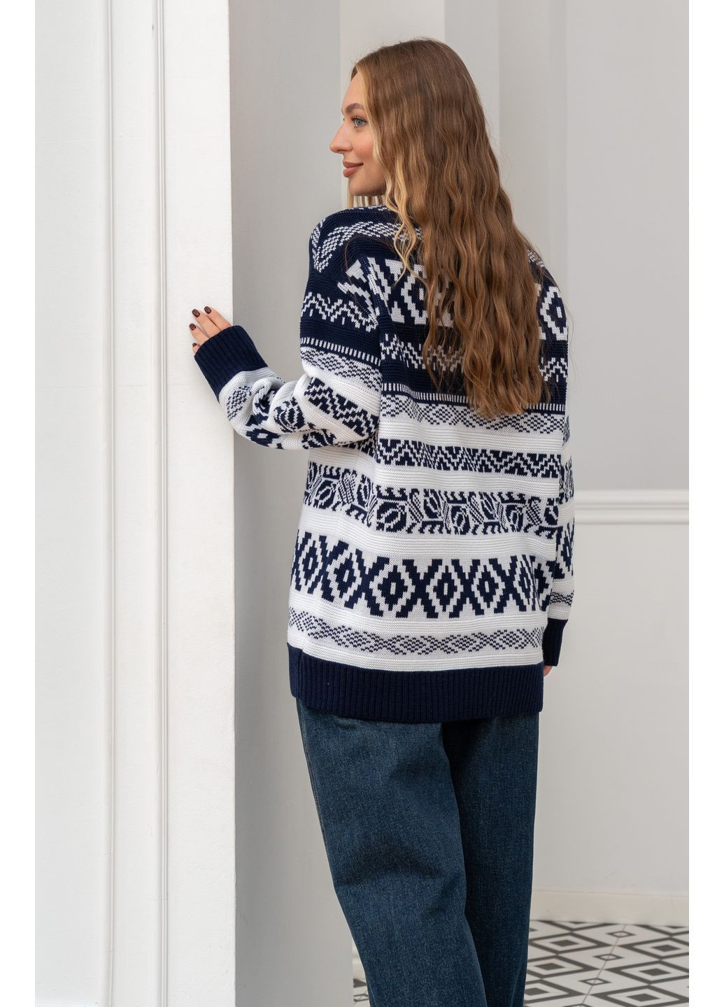 Темно-синий вязаный женский шерстяной свитер ягода удлиненный с орнаментом темно-синий You Best