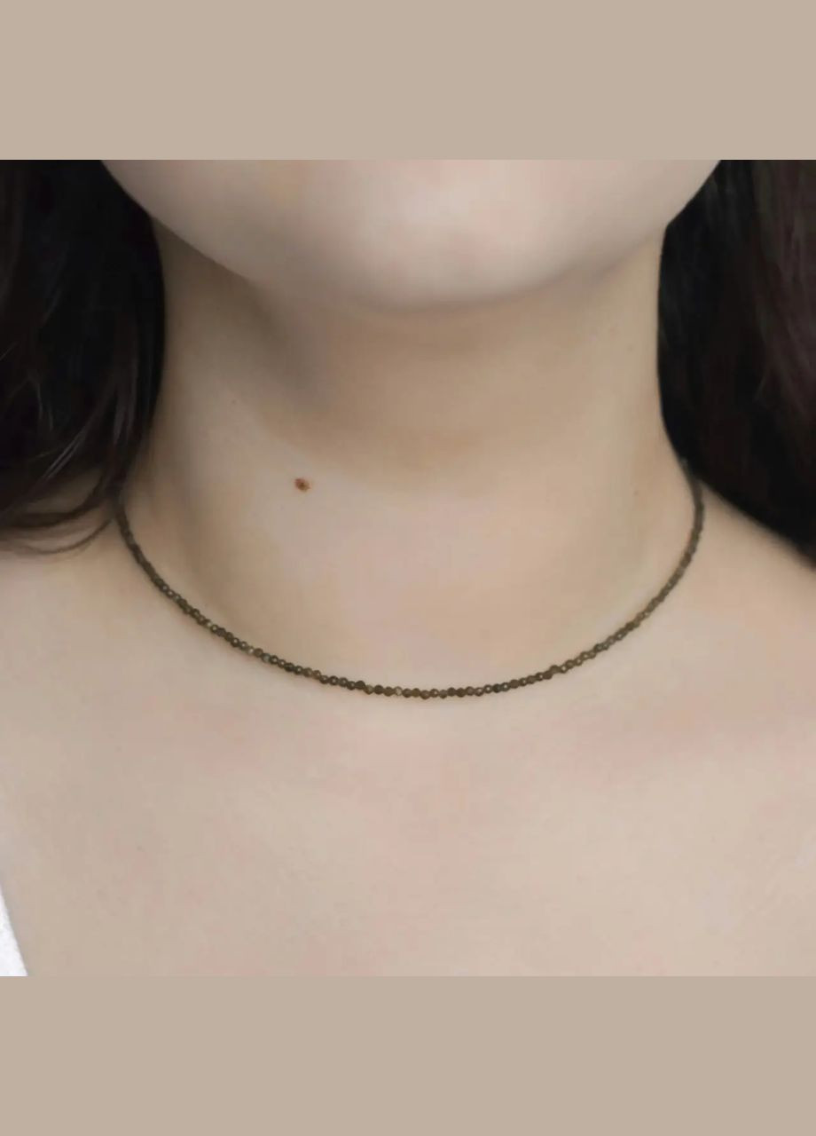 Чокер натуральный Обсидиан золотистый граненый шарик, фур-ра гип-ный сплав цвет серебро d-2мм+- L-39-44см No Brand обсидиан латунь, натуральный камень, медицинский сплав серебро (331146017)