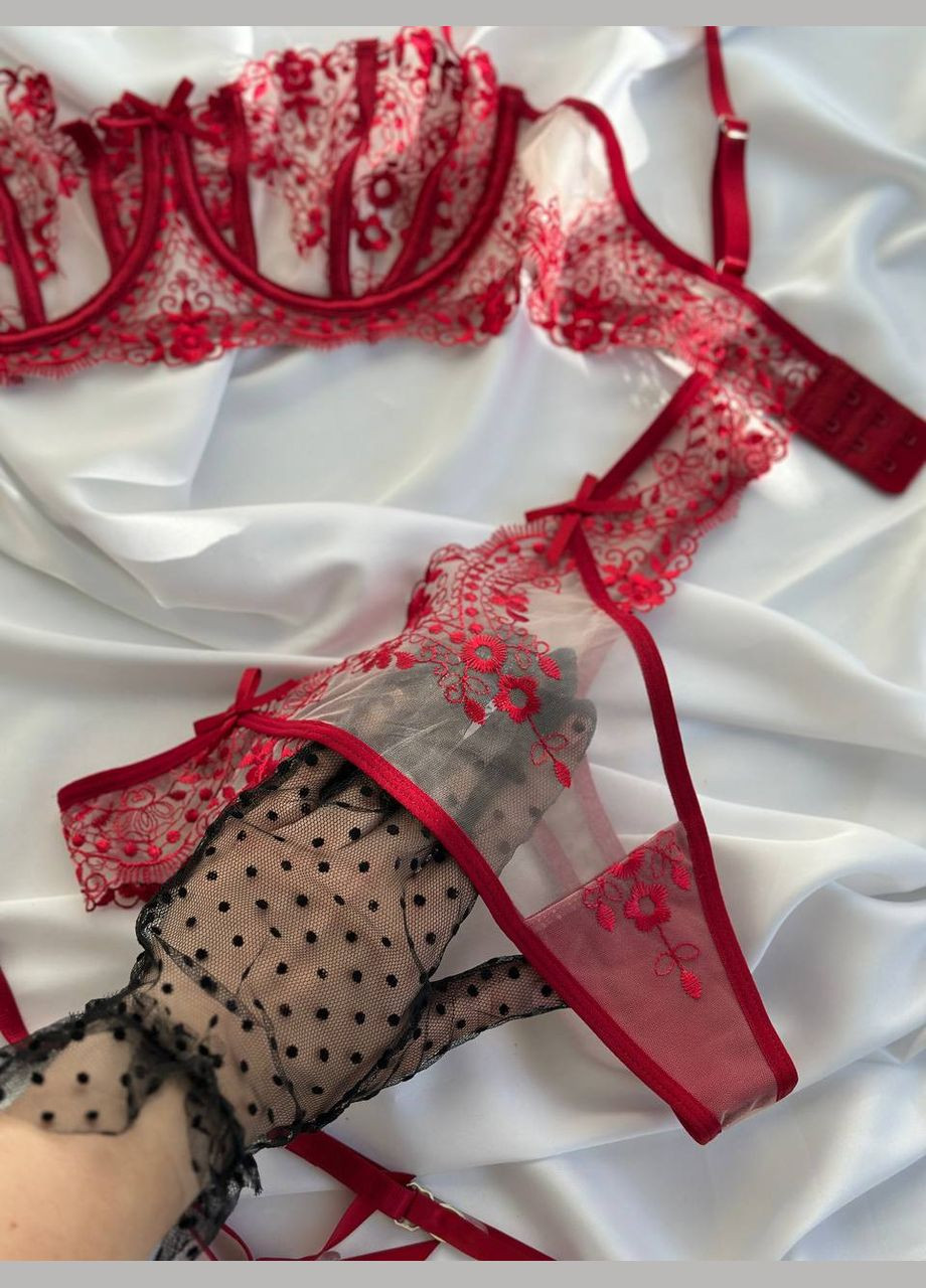 Червоний демісезонний розкішний червоний комплект білизни Stylish Touch