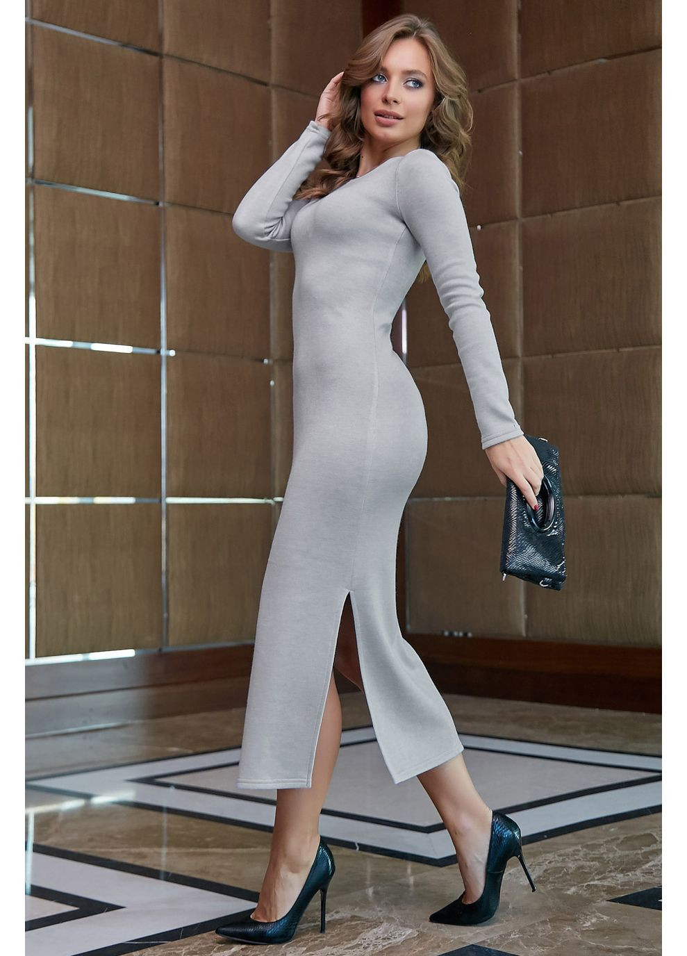 Серое платье 1262.3867 Seventeen