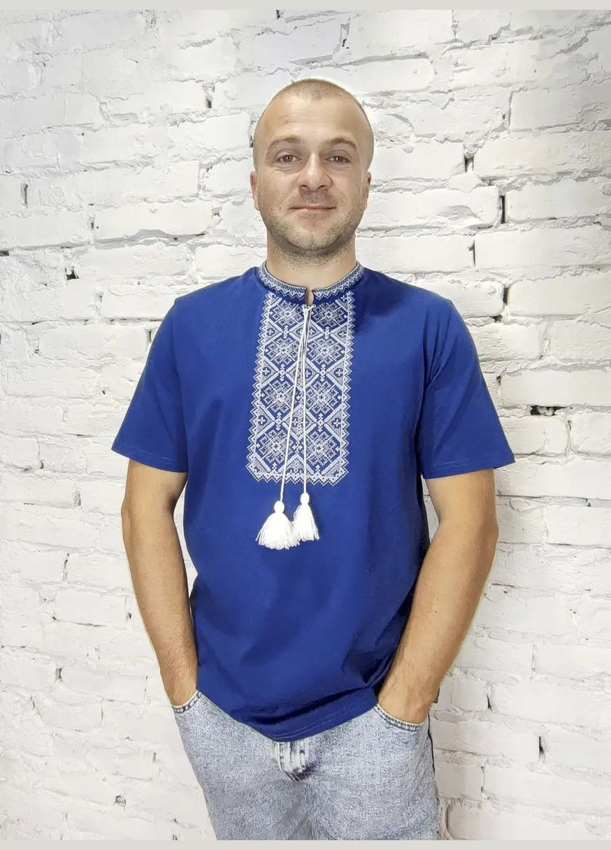 Синя чоловіча вишита футболка вишиванка з біло-сірим орнаментом НоКо візерунок орнамент вільна, пряма бавовна, еластан (314510357)