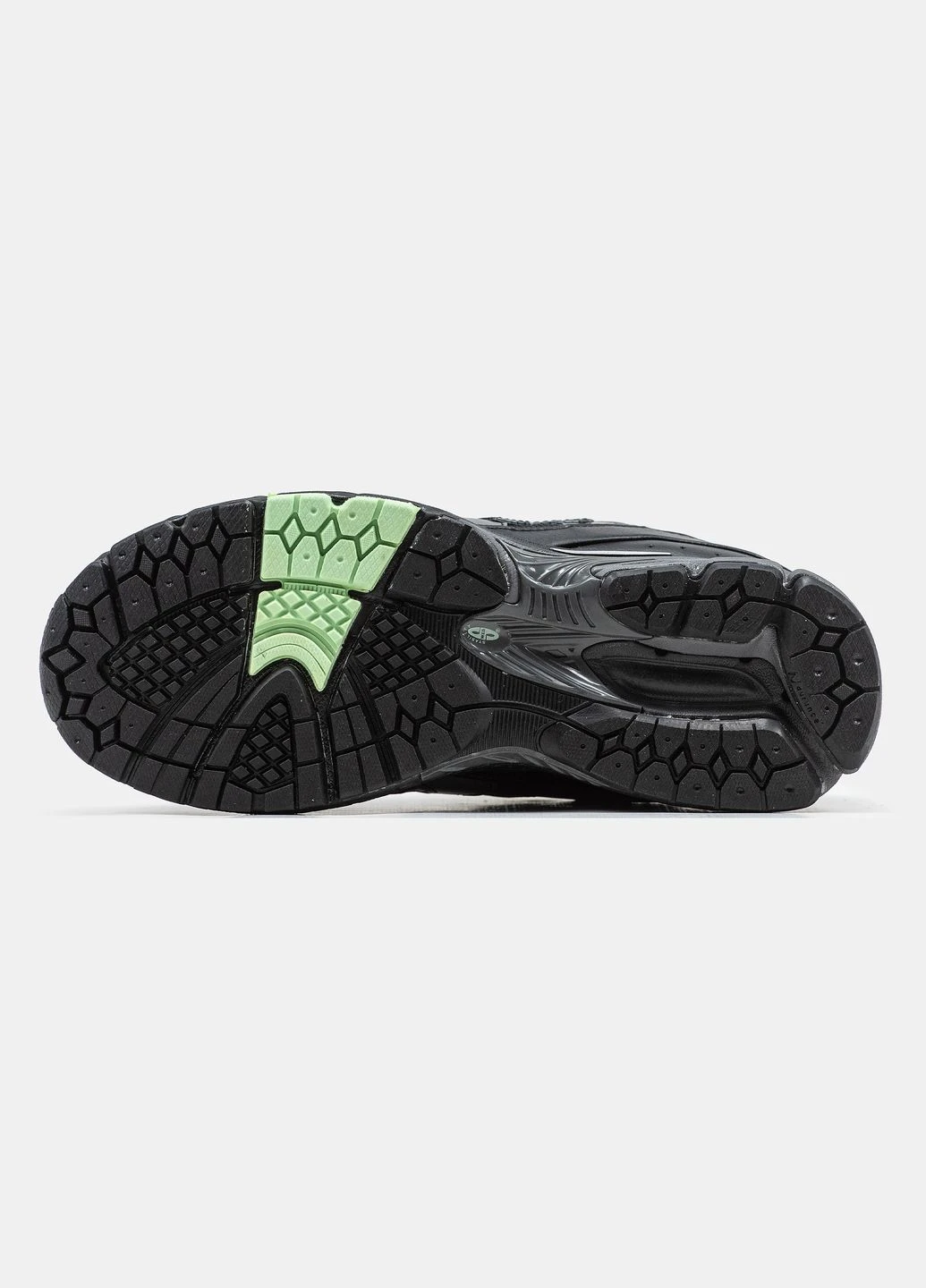 Черные демисезонные кроссовки мужские 2002r new balance black gray | нью беланс 2002r черные серые No Brand