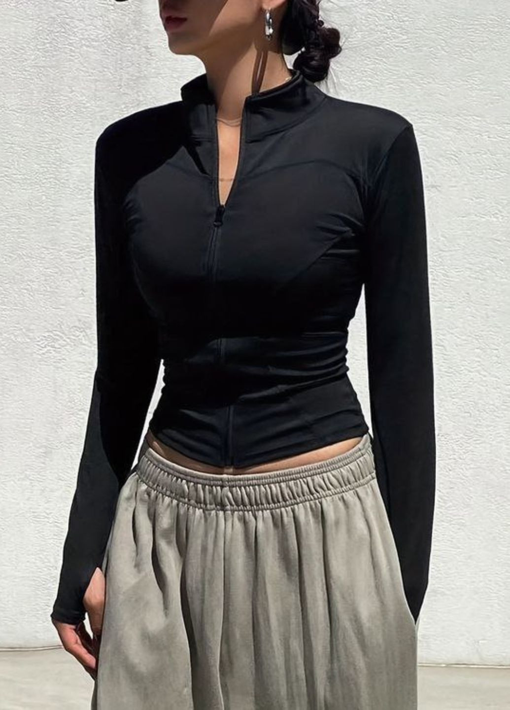 Топ на блискавці з вирізом під пальчик Україна (323468276)